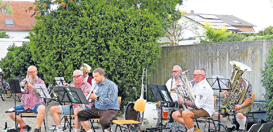 An vielen Orten ertönt Live-Musik. FOTO: BRIGITTE MELDER