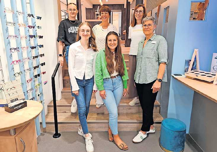 Das Team von „Wir sind die Brille Schöttinger“. FOTO: STEFAN ENDLICH