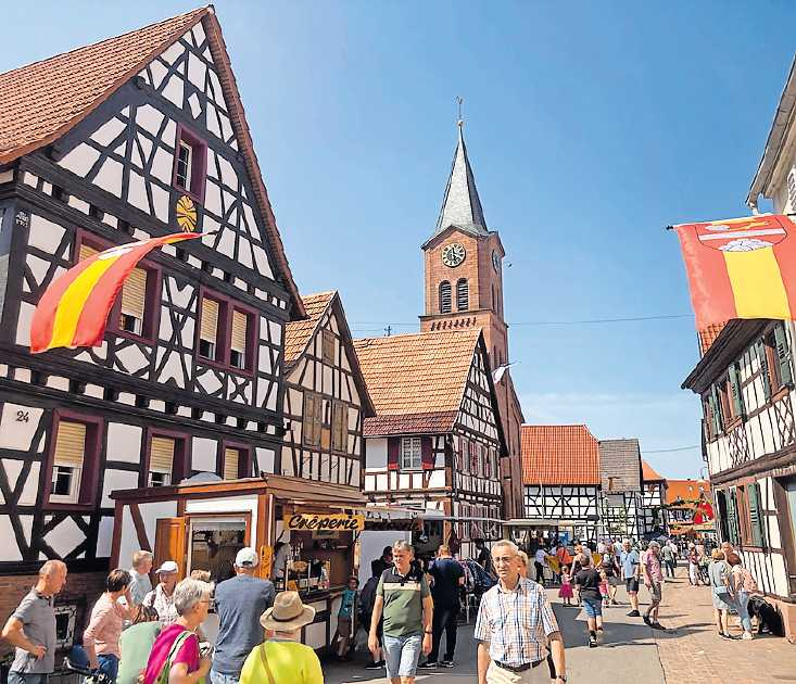 Die prächtigen Fachwerkhäuser und Bauernhöfe bieten ein einmaliges Ambiente zum Verweilen. FOTO: PRIVAT/GRATIS