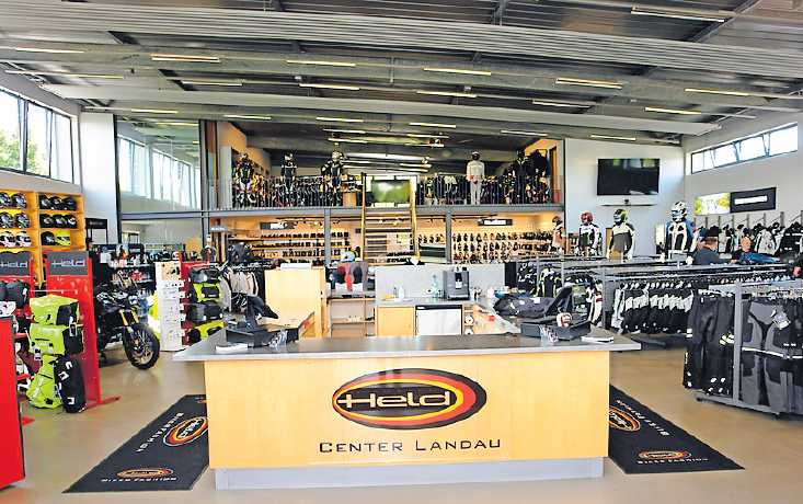Der Eingangsbereich vom neuen Held Store. <i>FOTO: STEFAN ENDLICH</i>