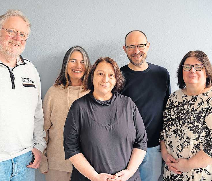 Die Freizeitspezialisten des LEO-Teams: (von links) Thomas Behnke, Sabine Demirci, Gisela Huwig, Kai Scharffenberger (Leiter) und Martina Sema-Weiß. FOTO: ELISIA RUIZ/OHO