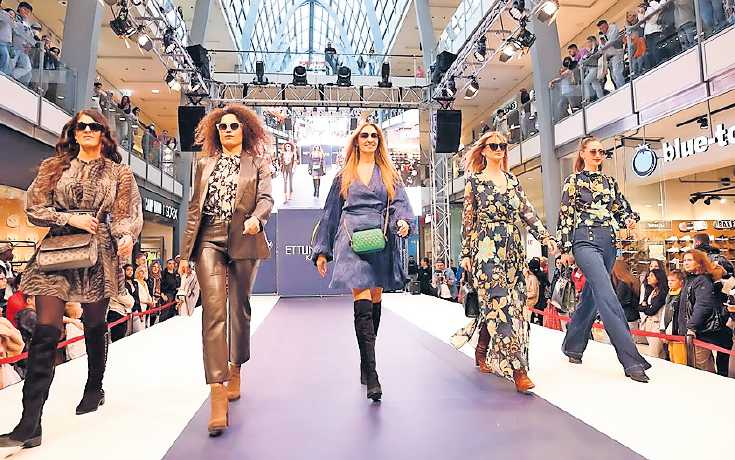 Bei Fashion-Shows werden im Ettlinger Tor die neusten Modetrends vorgestellt. FOTO: ECE MARKETPLACES GMBH & CO. KG/GRATIS