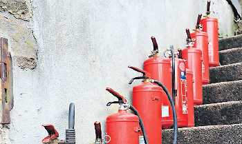 Feuerlöscher bei Gläsel FOTO: MWL