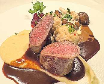Wildbret aus dem Pfälzerwald: Rehrücken. Foto: Restaurant Kunz