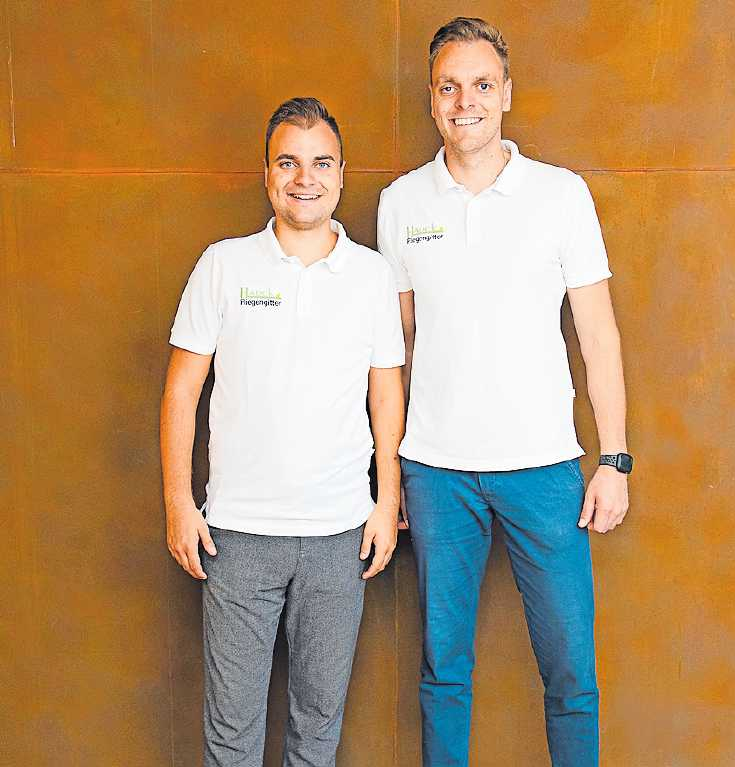 Die Geschäftsführer Tim und Marc Ostermann. FOTO: FLIEGENGITTER HAUCK/GRATIS
