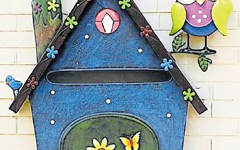 Einladend: der Schnullerbriefkasten. FOTO: VILLA SONNENBURG/GRATIS