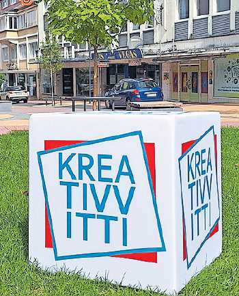 Mit diesen Würfeln werden alle Aktionsorte kenntlich gemacht. FOTO: STADT/GRATIS