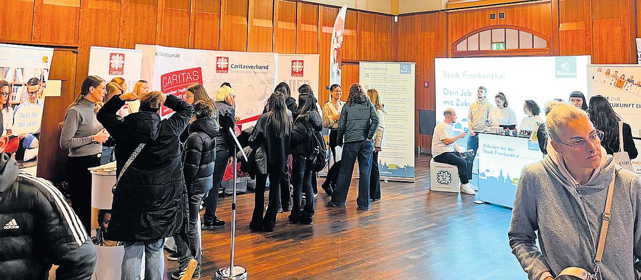 Die Besucher und Besucherinnen erwartet ein breites branchenübergreifendes Angebot. FOTO: KATAPULT/RED BRAIDMARKETING/GRATIS