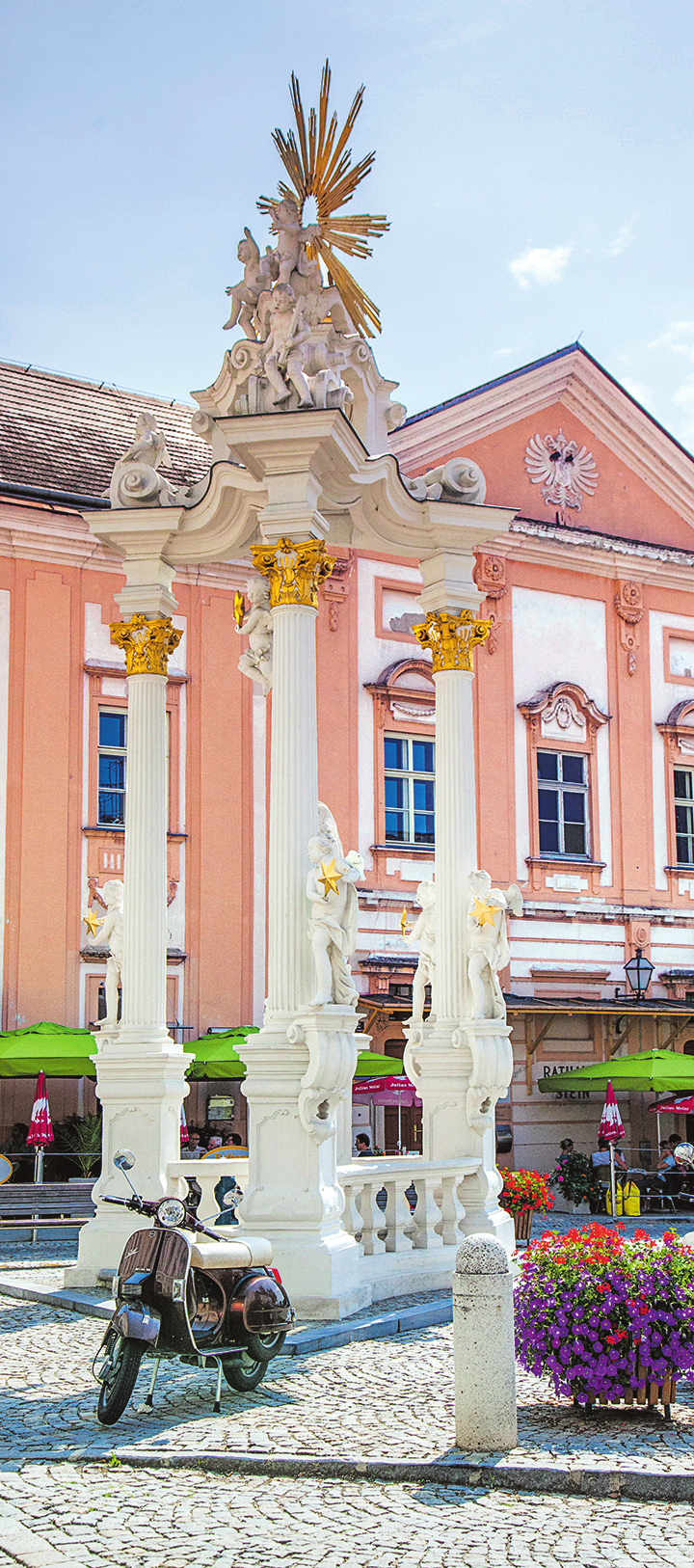 Wachauer Gustostückerl: die Pestsäule in Stein. BILD: SN/ART REDAKTIONSTEAM-FRANK HEUER