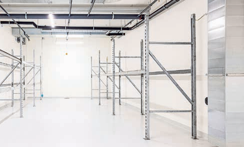 Der neue Lagerraum erfüllt mit Sprinkleranlage und Lüftungsschächten höchste Sicherheits- und Klimastandards.