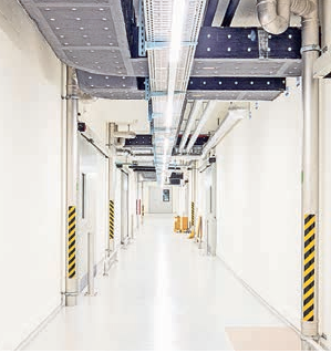 Zentraler Gang im Untergeschoss.