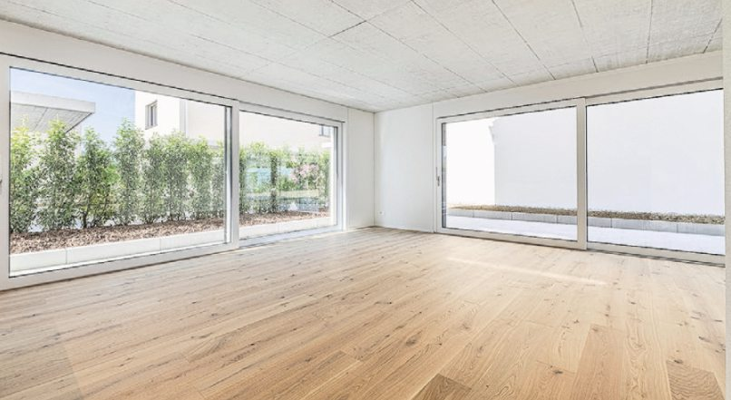 ... und grosszügige Fensterfronten sorgen für offene Sichtlinien. Bilder: zvg
