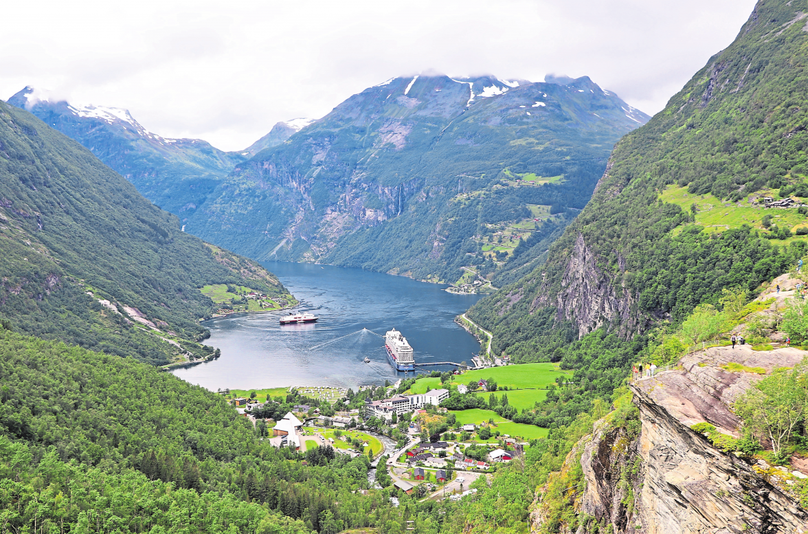 Der malerische Geirangerfjord aus der Vogelperspektive. Foto: Alain Burg