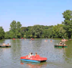 Der Hollenbacher See ist ein beliebtes Ausflugsziel.