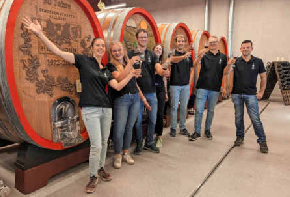 Da kommt Freude auf: Die Gruppe Triebwerk der Genossenschaftskellerei Heilbronn hat den Jungwinzer-Preis gewonnen.<br/> Foto:privat