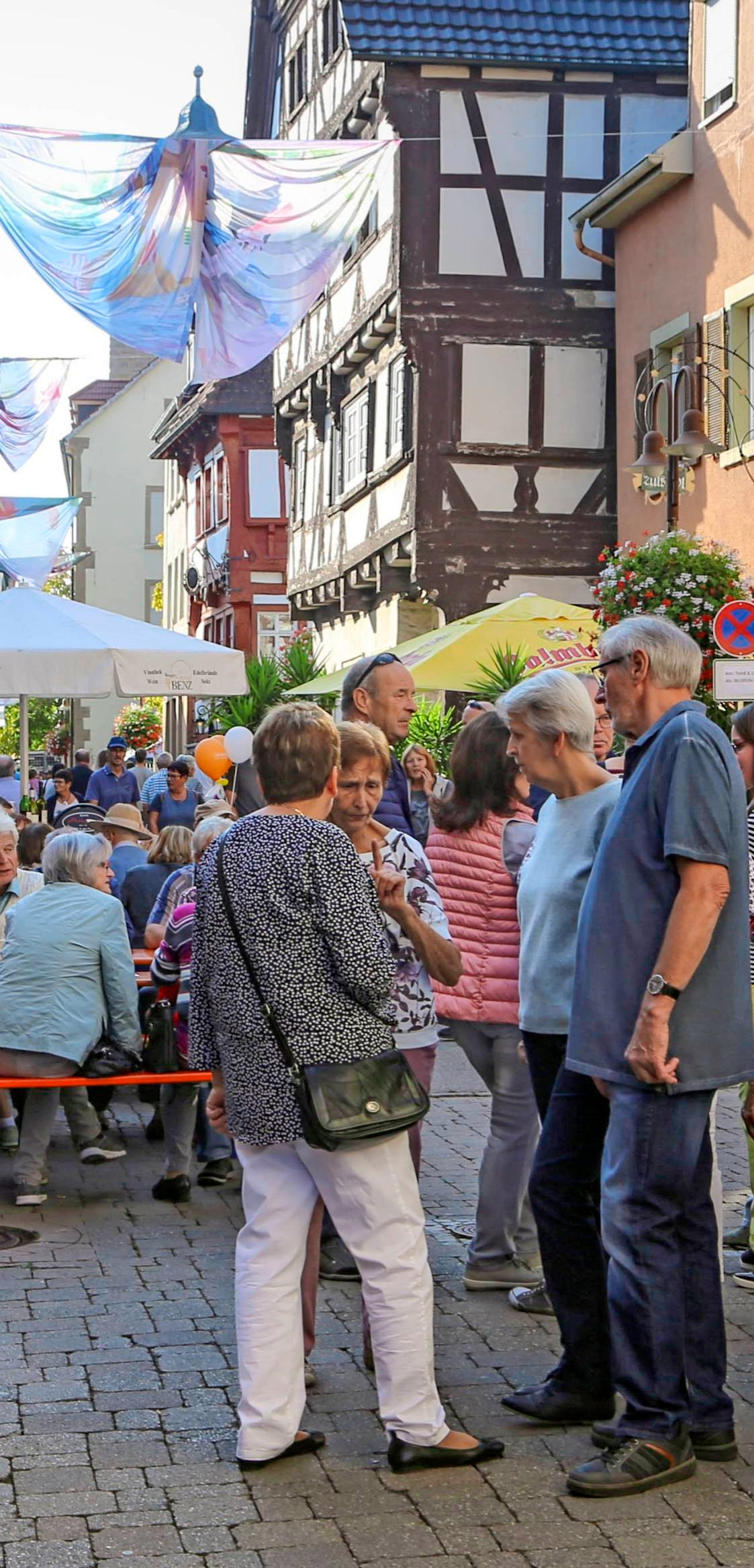 Freunde treffen und in geselliger Runde ein Schwätzchen halten. Foto: Stadt Eppingen