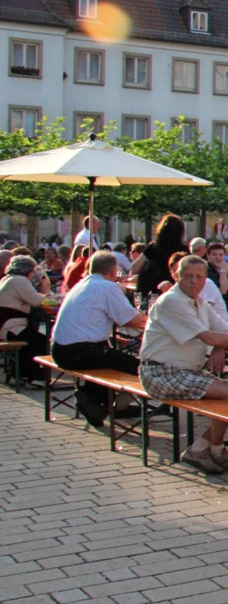 Die Veranstaltung ist eine gemütliche und genussvolle Hocketse rund um den Markplatz.