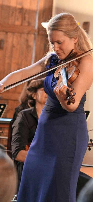 Violinistin Rebekka Hartmann. Foto: Leonore Welzin