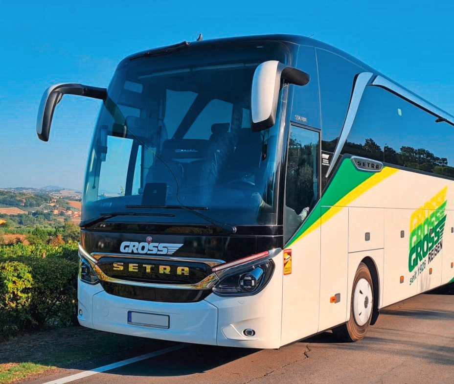 Gross Reisen verfügt über die modernste Busflotte der Region, die höchsten Komfort und Sicherheit garantiert.