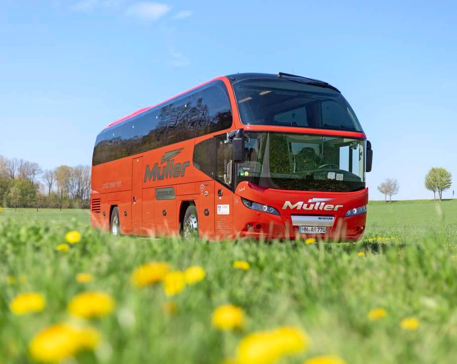 Die Busflotte von Müller Reisen umfasst 15 moderne Busse mit ungewöhnlichem Premium-Reisekomfort.