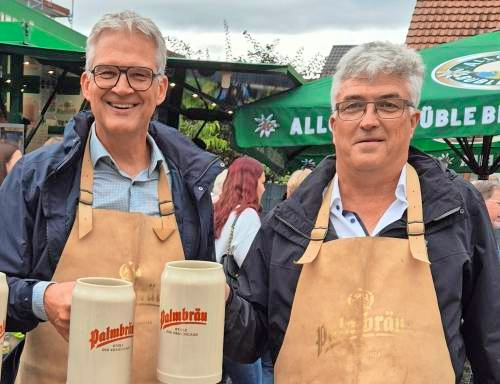 Steffen Hertwig (li.) und Ortsvorsteher Andreas Gastgeb. Foto: snp