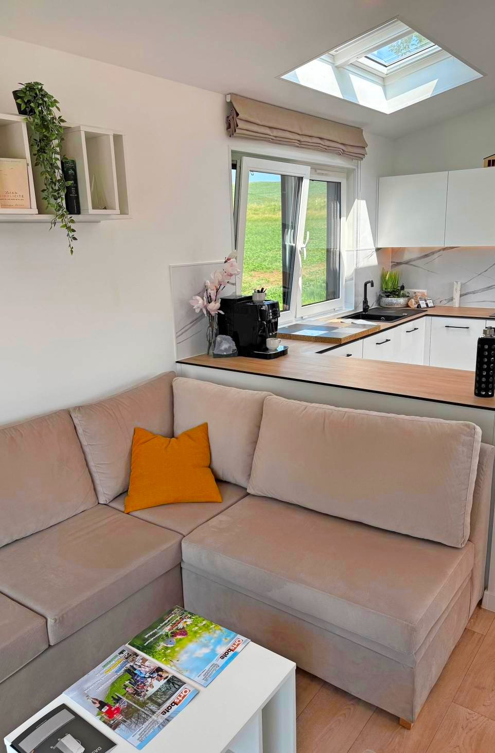 ... <span id="is0ye">und hat den Umzug nicht bereut. Fotos (3): privat</span>