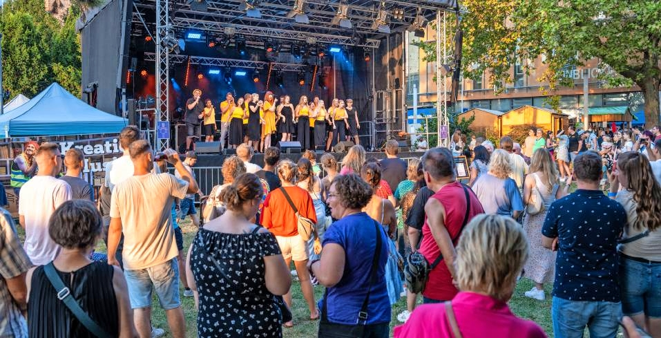 Für das Ganzhornfest müssen in Neckarsulm etliche Straßen gesperrt werden. Nur so wird die Innenstadt zu Feiermeile. Foto: Archiv/Kunz