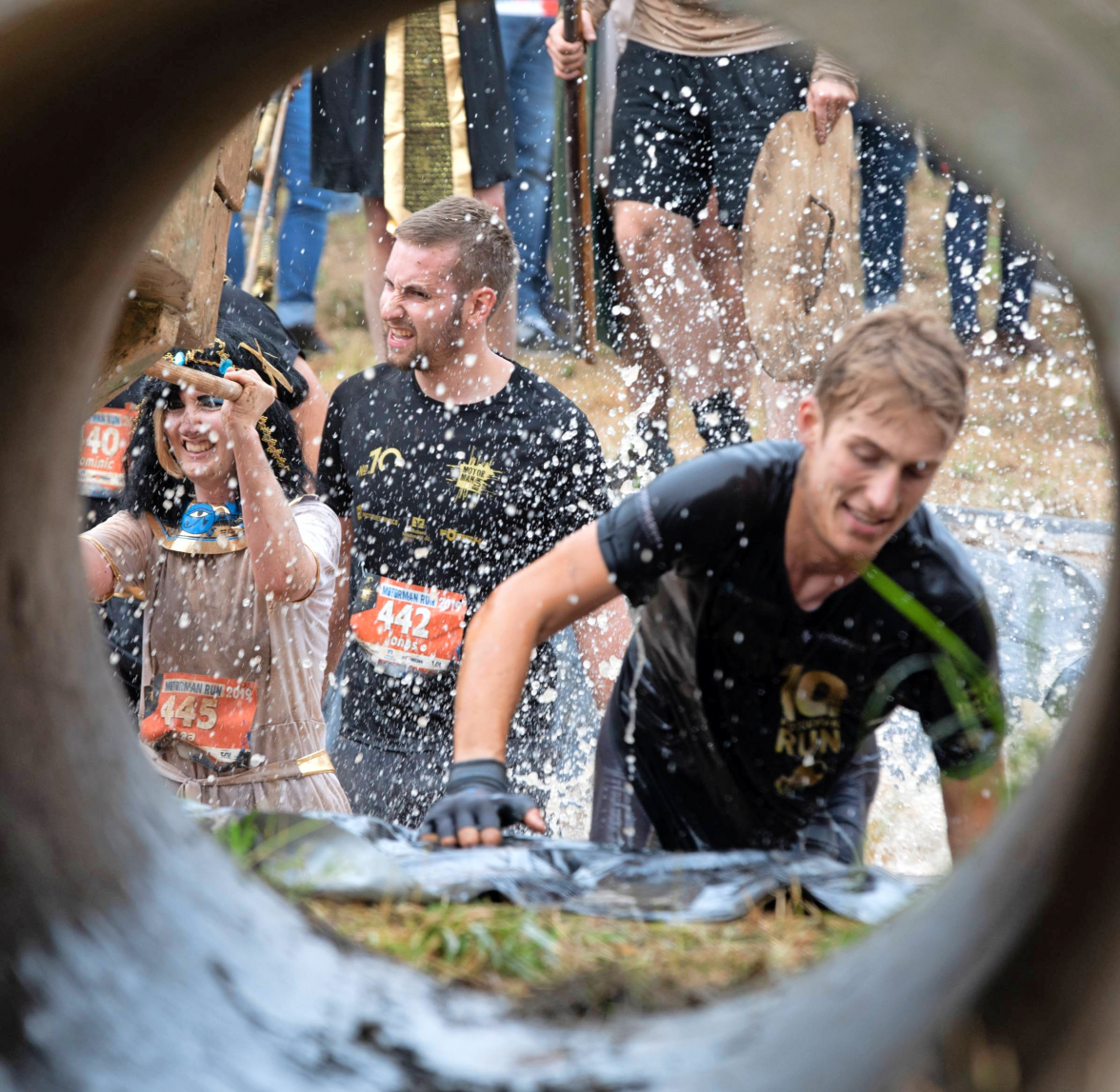 Auch Wasser dient als Hindernis beim Top-Event in Neuenstadt.